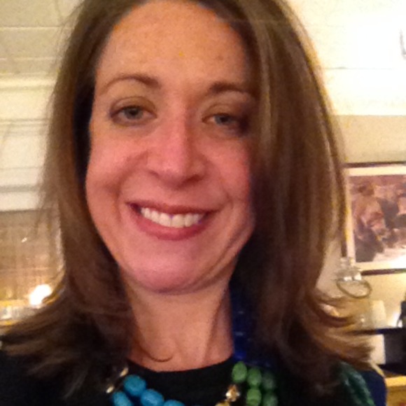 Meet your Posher, Christie - Picture 2 of 2